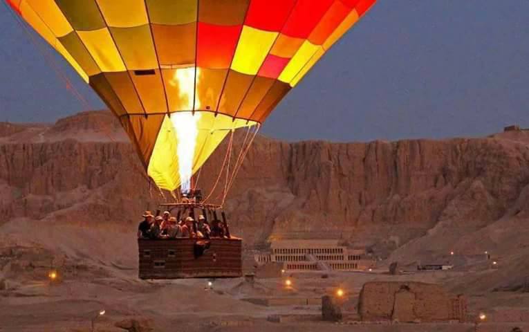 Hot air balloon riding on the West Bank of Luxor