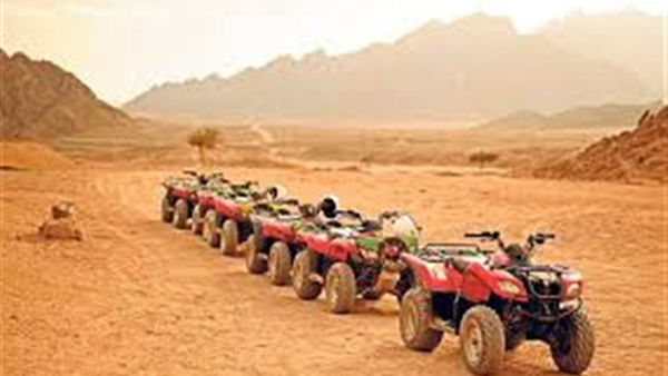 quad bike ride in the pyramids of Giza