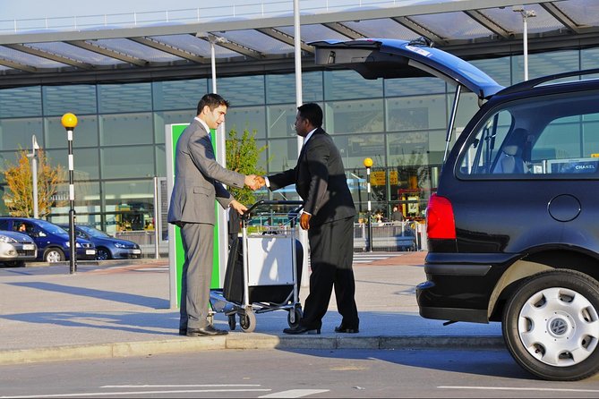 Private transfer from Cairo Airport to the hotel