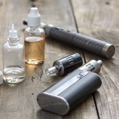 Choosing the Best Nicotine Salt E-Juice image