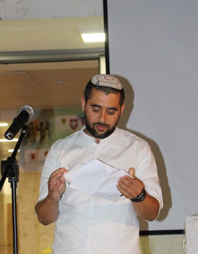 אודות image