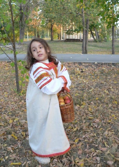 Лапти-лапоточки для сына и для дочки. Атрибуты к сказочным постановкам