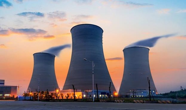 ENSAYO EL FUTURO DE LA ENERGIA NUCLEAR EN LA GENERACIÓN DE ENERGIA ELECTRICA- ANGELA PERDOMO
