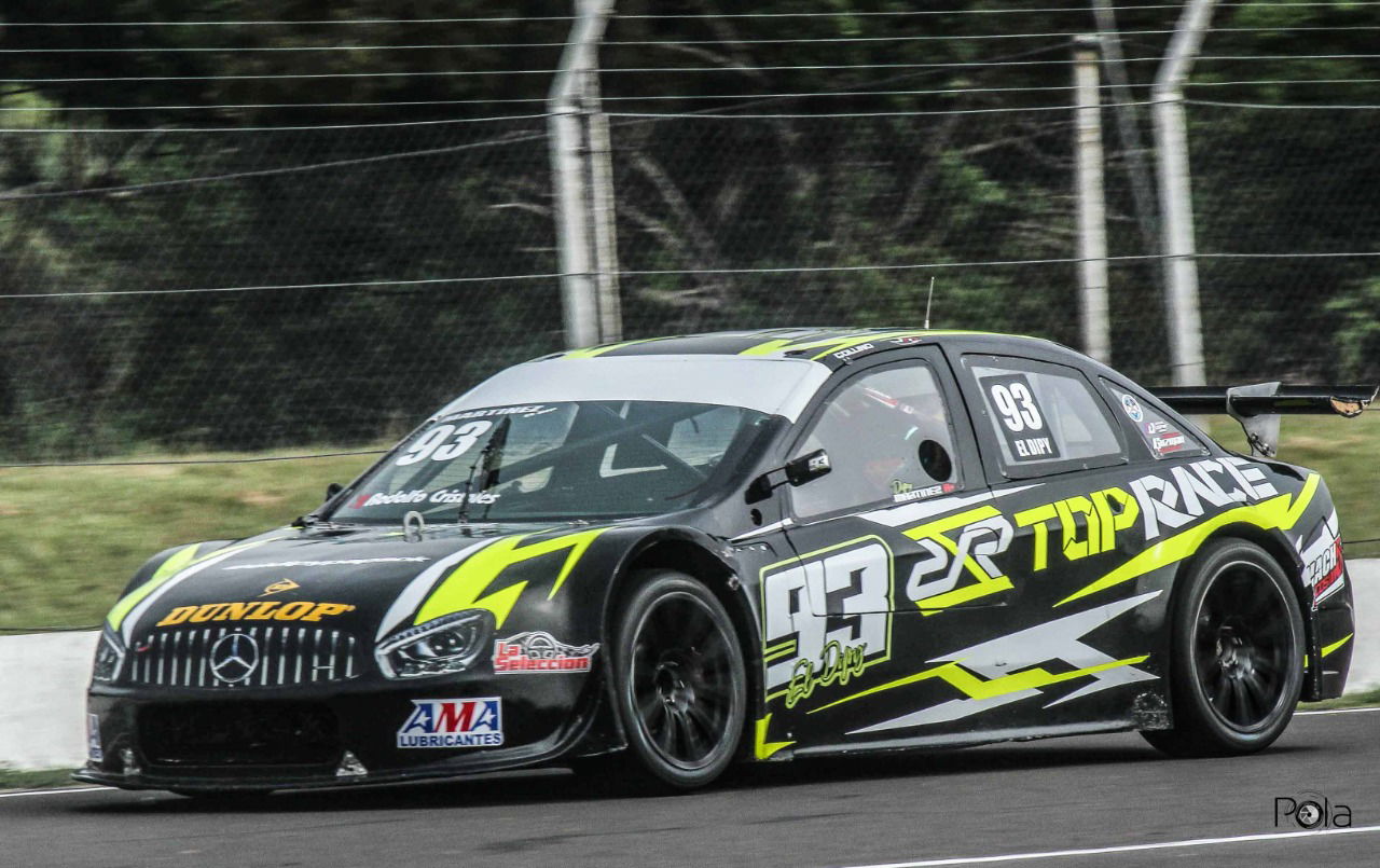 VALENTINA FUNES: Se sube a un Top Race Junior