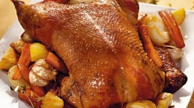 Comida Ucraniana: GANSO RELLENO DE MANZANAS Y PATATAS