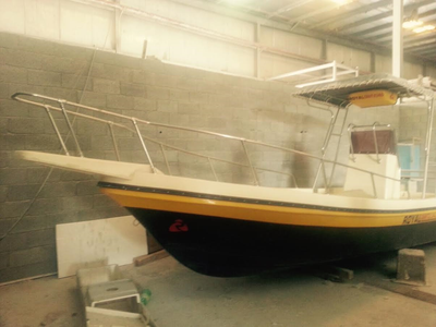 قارب جديد للبيع image