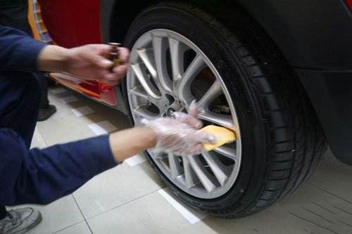 How to extend the service life of car wheels