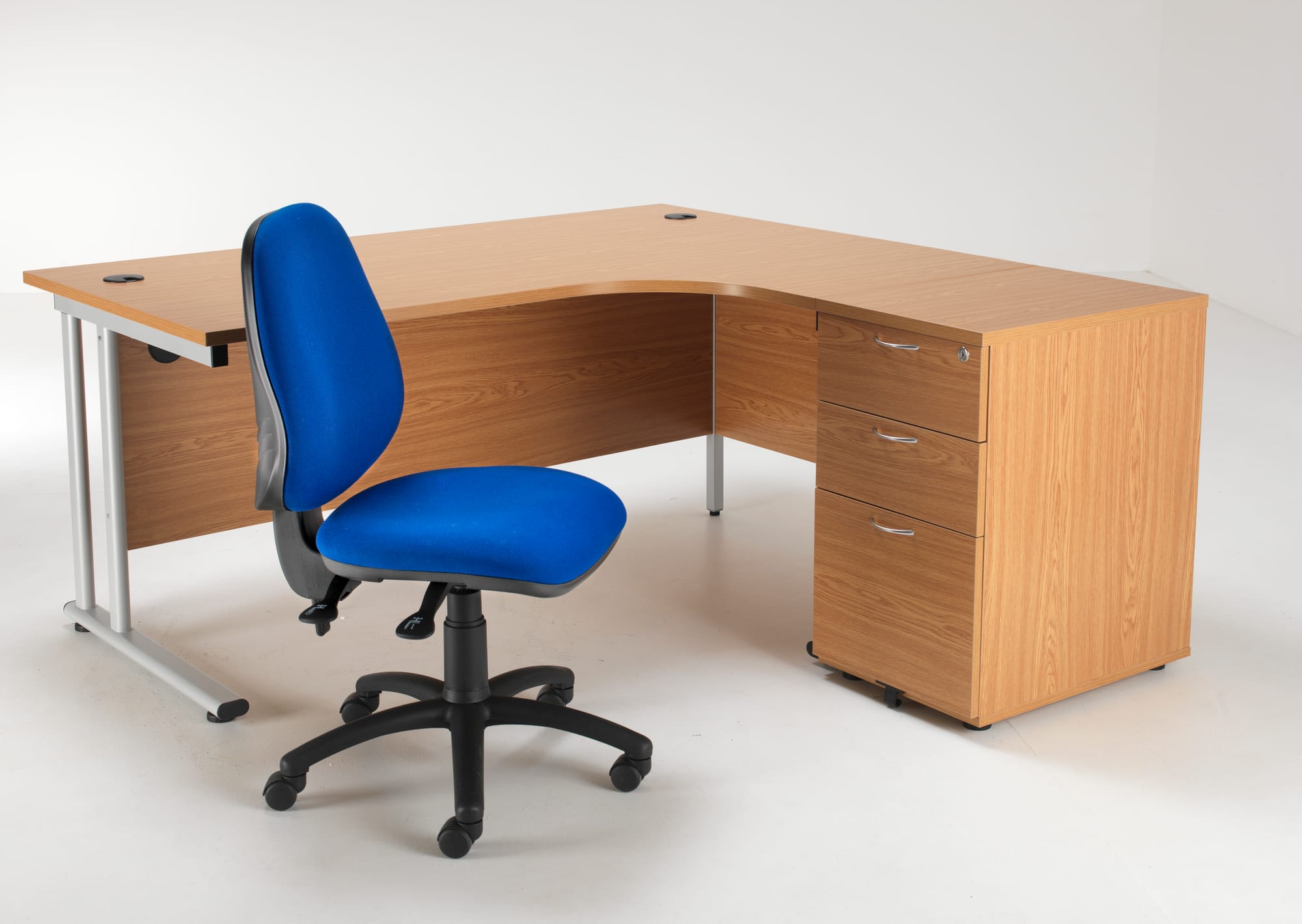 RADIAL DESK WITH DESK HIGH PED + CHAIR