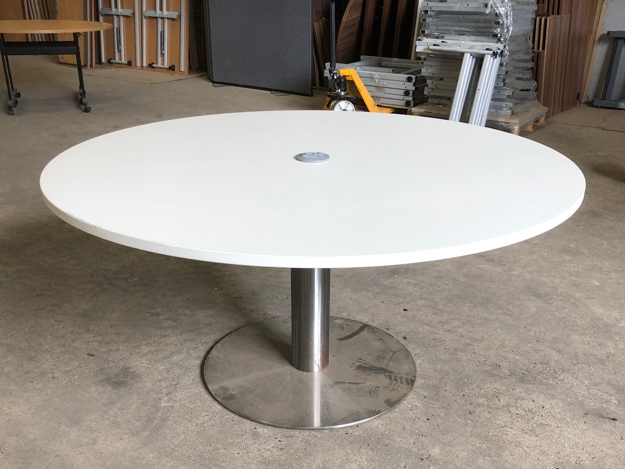 ROUND MEETING TABLE - WHITE