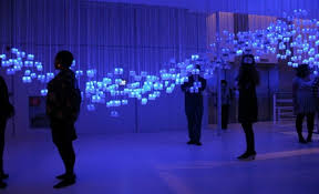 A TECNOLOGIA INFLUENCIANDO A ARTE