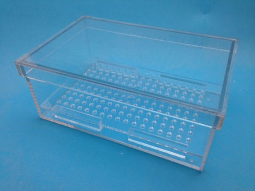 Acrylic humidor case