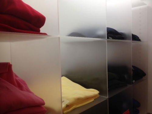 Storage unit display