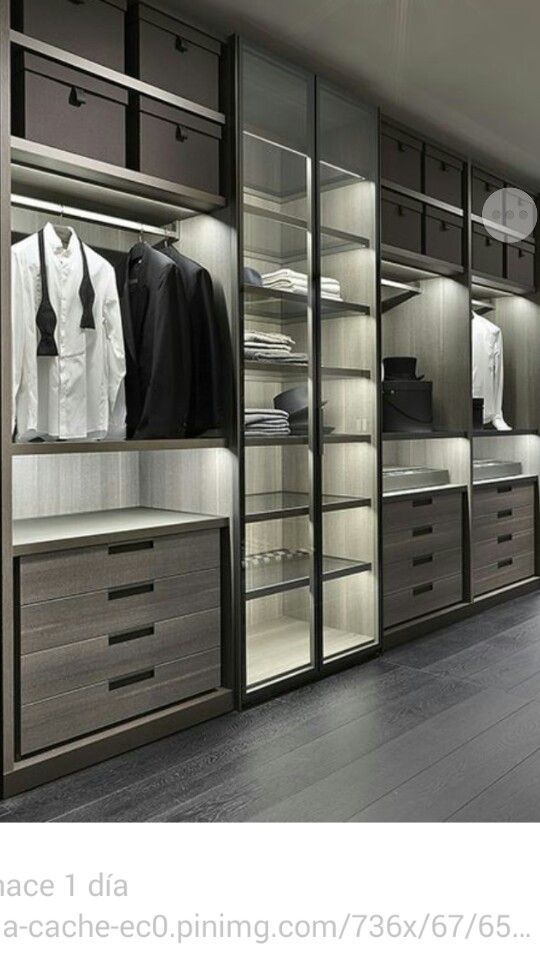 DRESSING ROOM & CLOSET