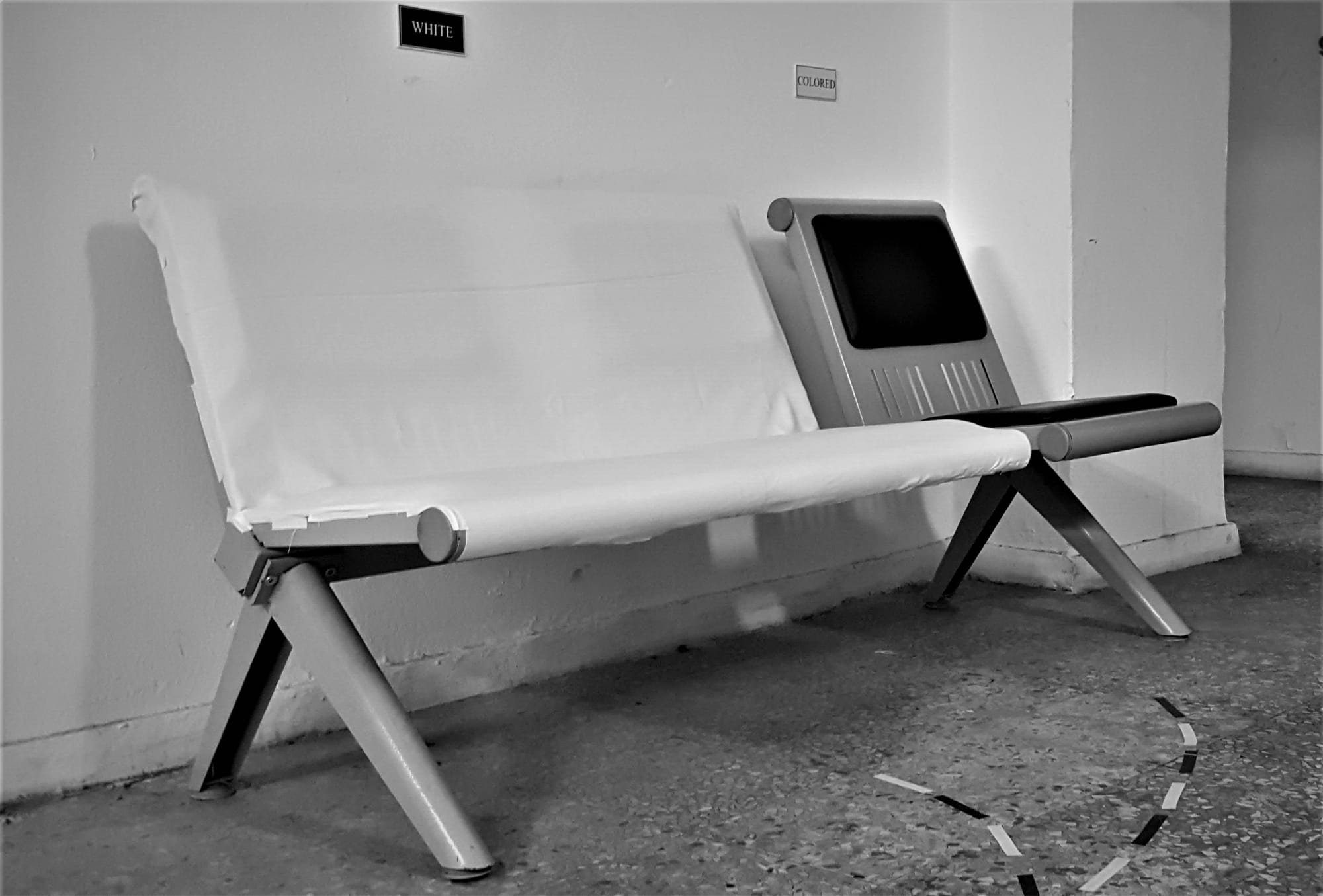 ÖTEKİLEŞTİRME (Alienation)