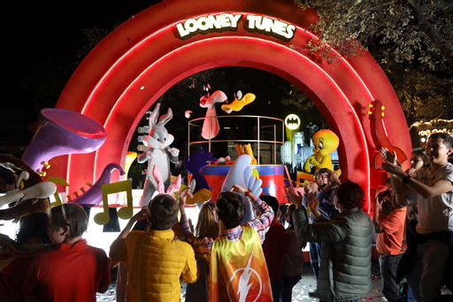 Six Flags Mexico Presenta Nueva Temporada: Festival De Looney Tunes Y Liga De La Justicia