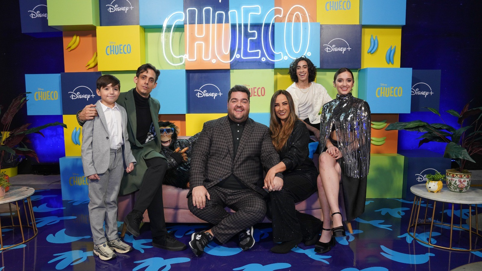 Ya Esta Disponible En Disney+ C.H.U.E.C.O La Nueva Sitcom Original Protagonizada Por Dario Barassi Y Consuelo Duval