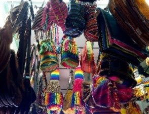 Mochilas tejidas tradicionales