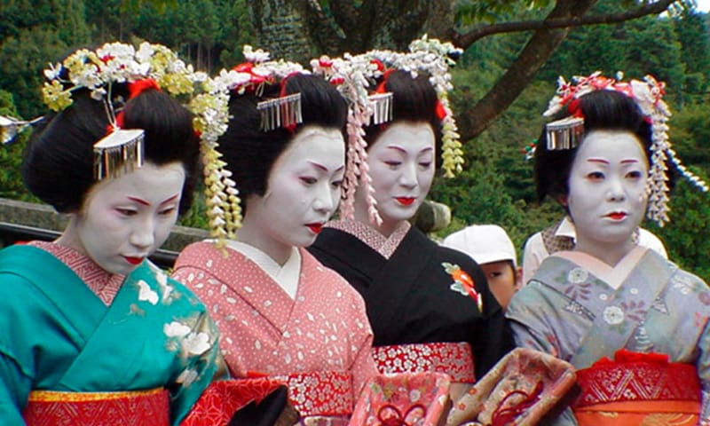 Costumbres y Tradiciones