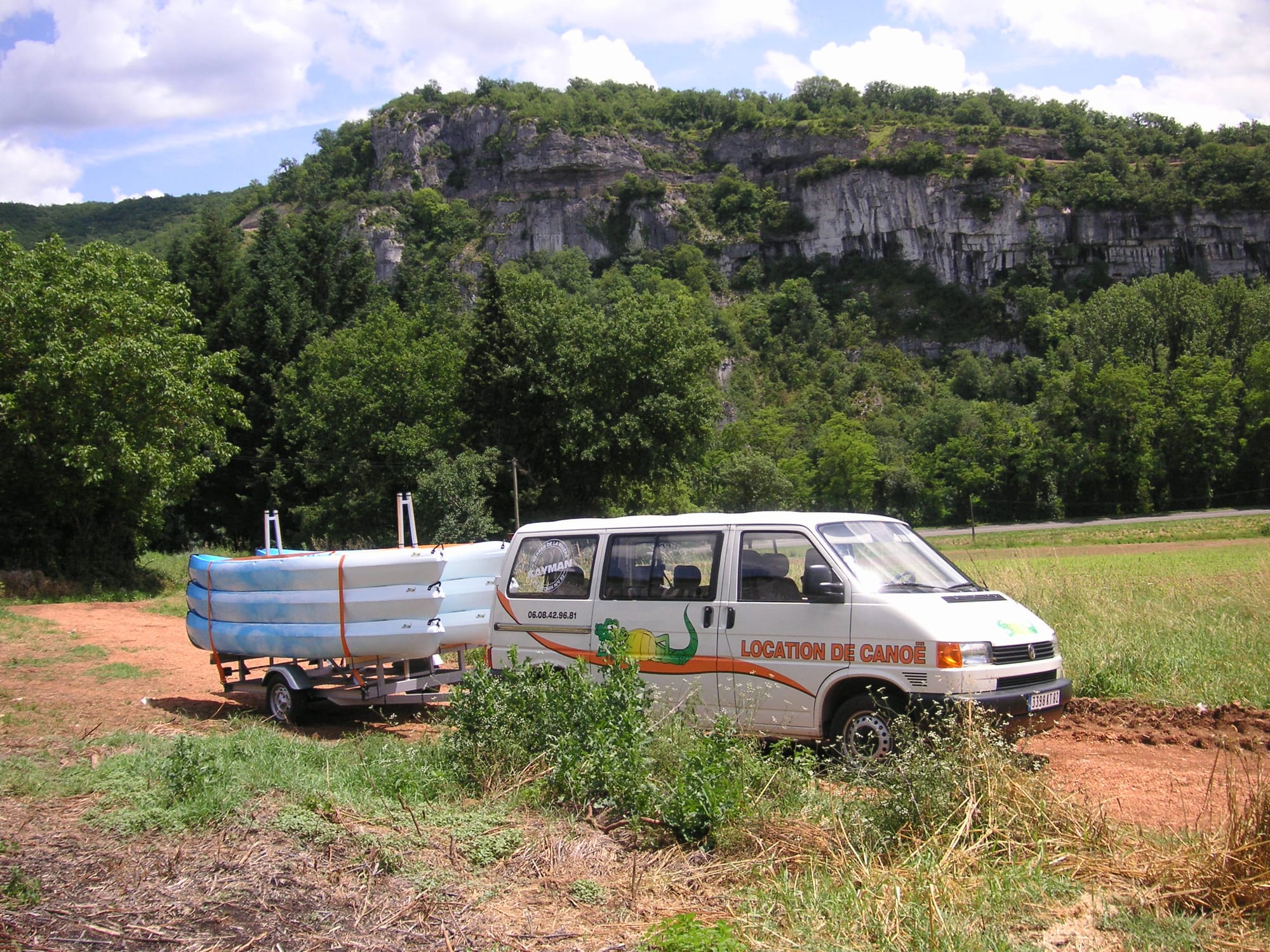 Départ de la base Kayman Canoes