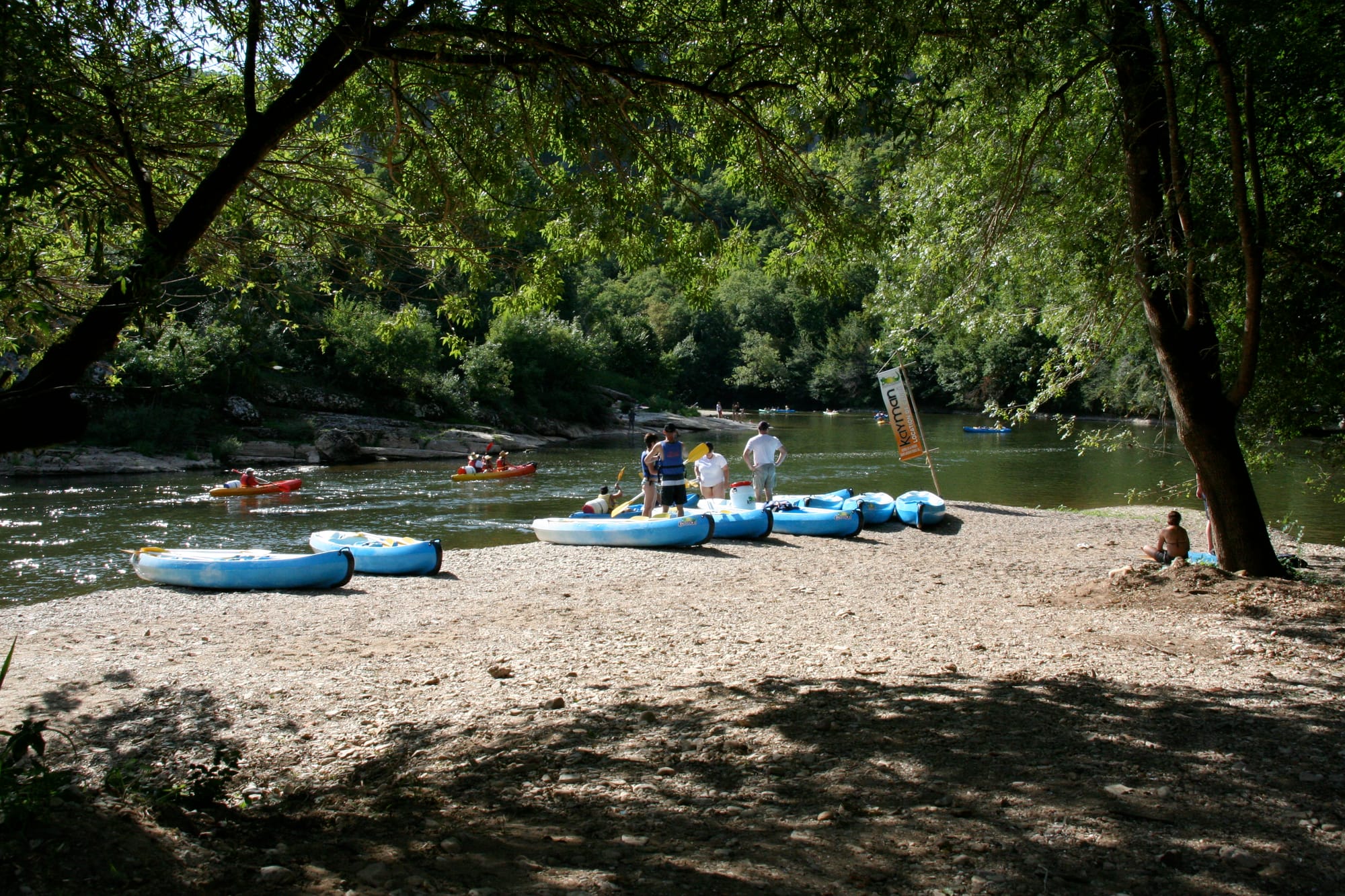 Plage Kayman Canoes