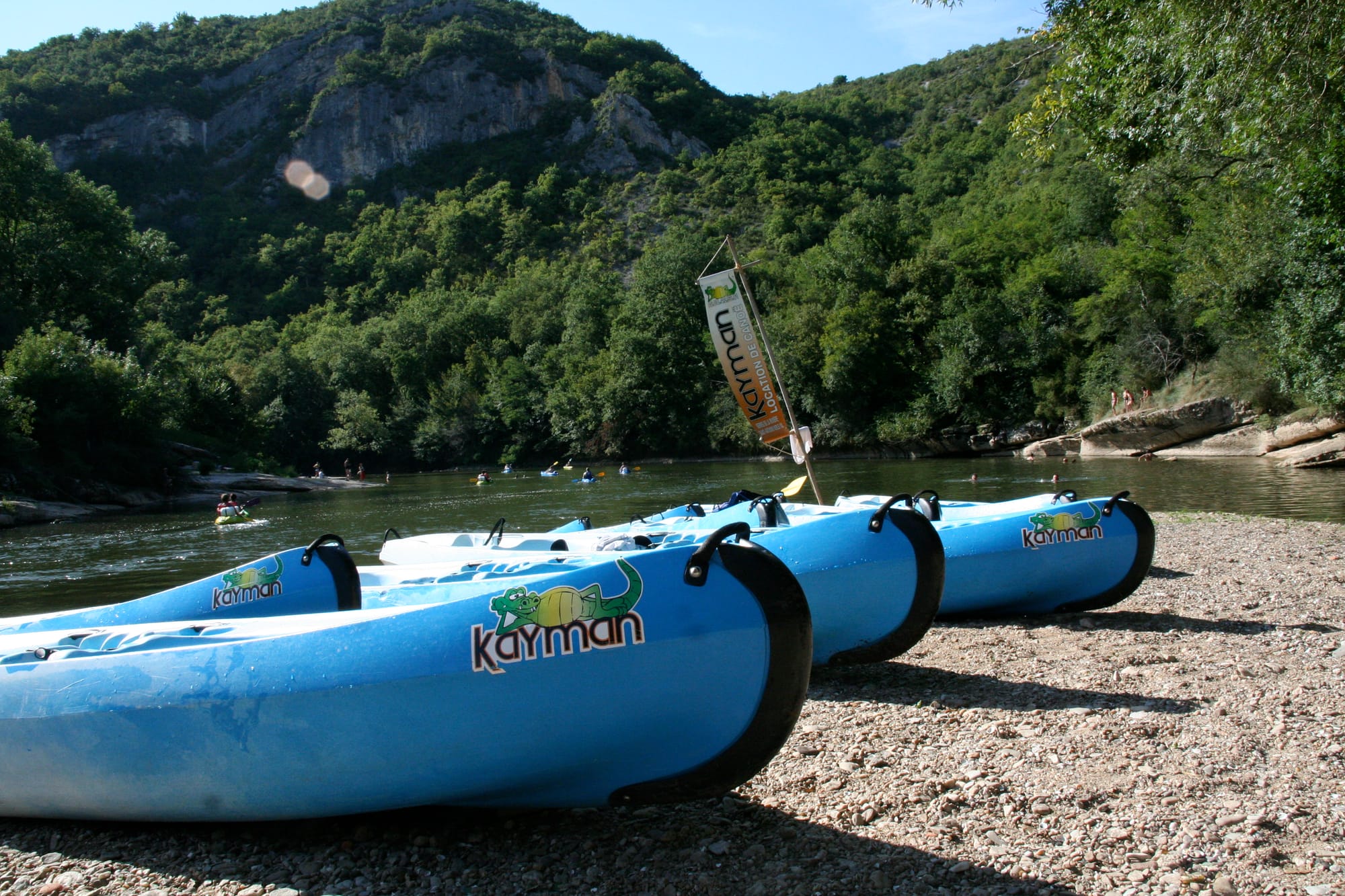 Accostage canoes