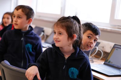 编程课程正式纳入阿尔巴尼亚教学体系