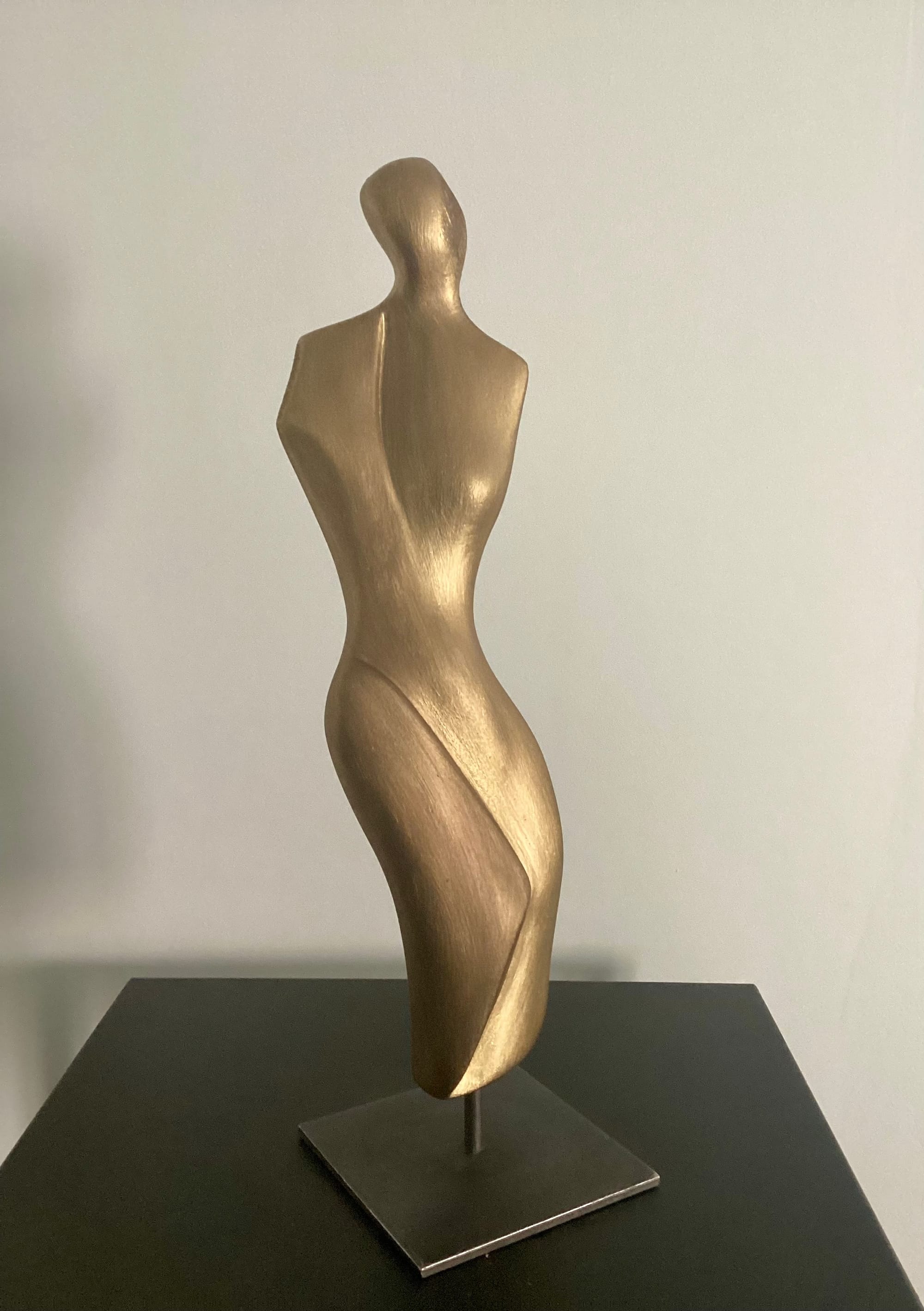 « Paloma » H44 x L12 ( socle acier)