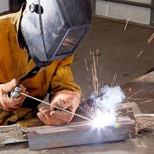 PROVISION OF TRAINING IN MINING AND CONSTRUCTION COURSES