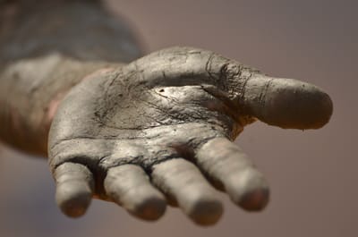 عن فاعل خير image