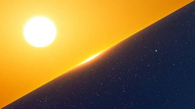 En el primer día, el día y la noche de la humanidad nacen y permanecen gracias a la autoridad de Dios