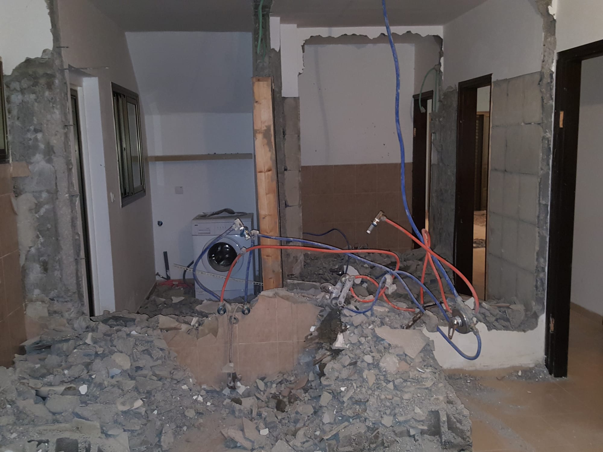 שיפוץ והרחבה בית קיים