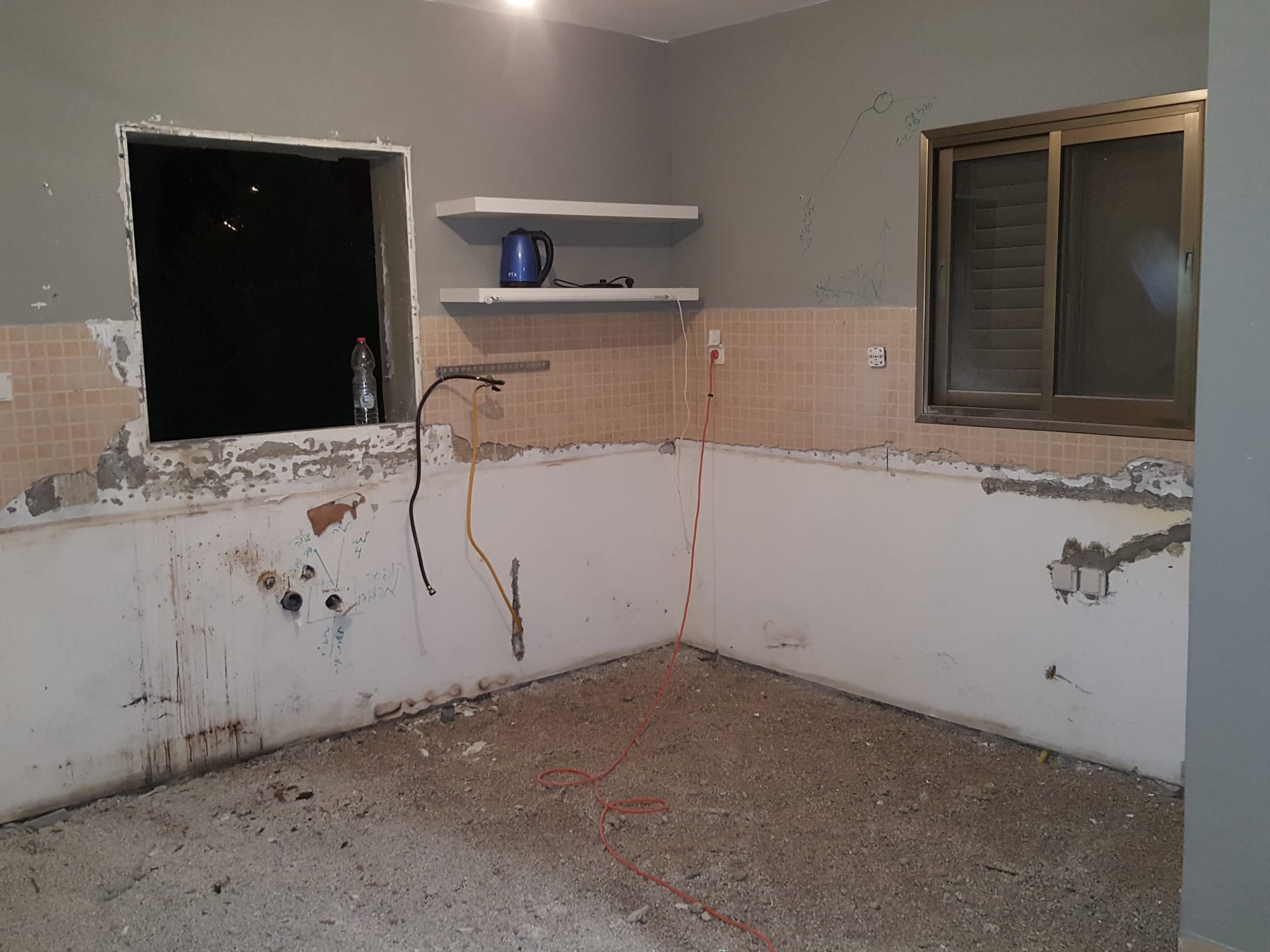 שיפוץ והרחבה בית קיים