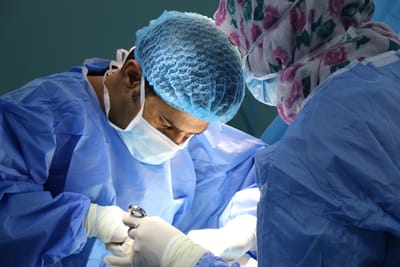 Hints for Choosing the Right Plastic Surgeon image