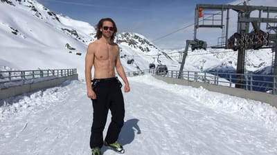 How to Spot a Stripper in the Club