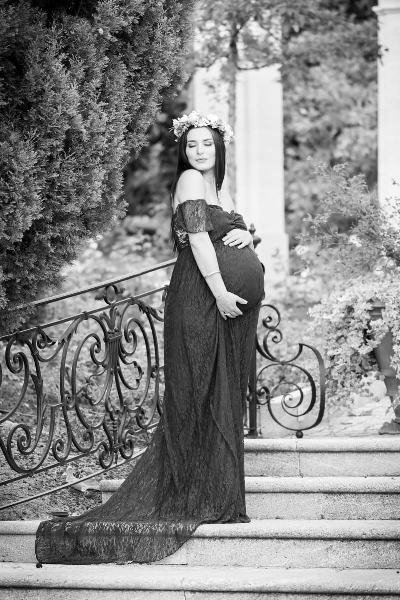 CETTE SÉANCE PHOTO EN EXTÉRIEUR EST BIEN PLUS QU'UN SIMPLE SOUVENIR DE GROSSESSE