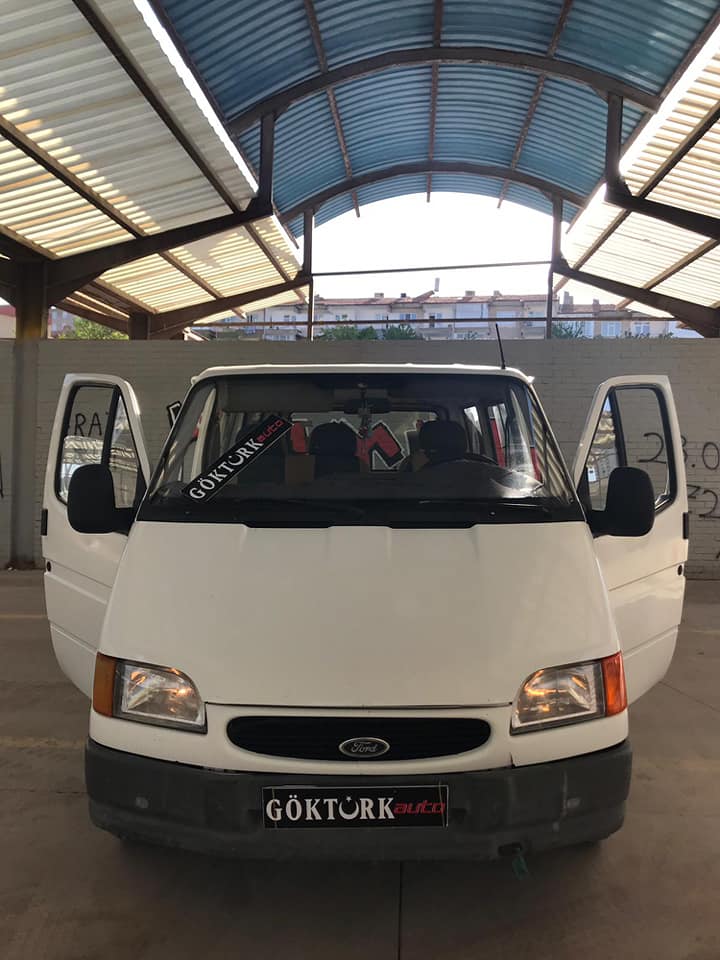 Orjinal Değişensiz Boyasız 2000 Model Ford Transit 100v