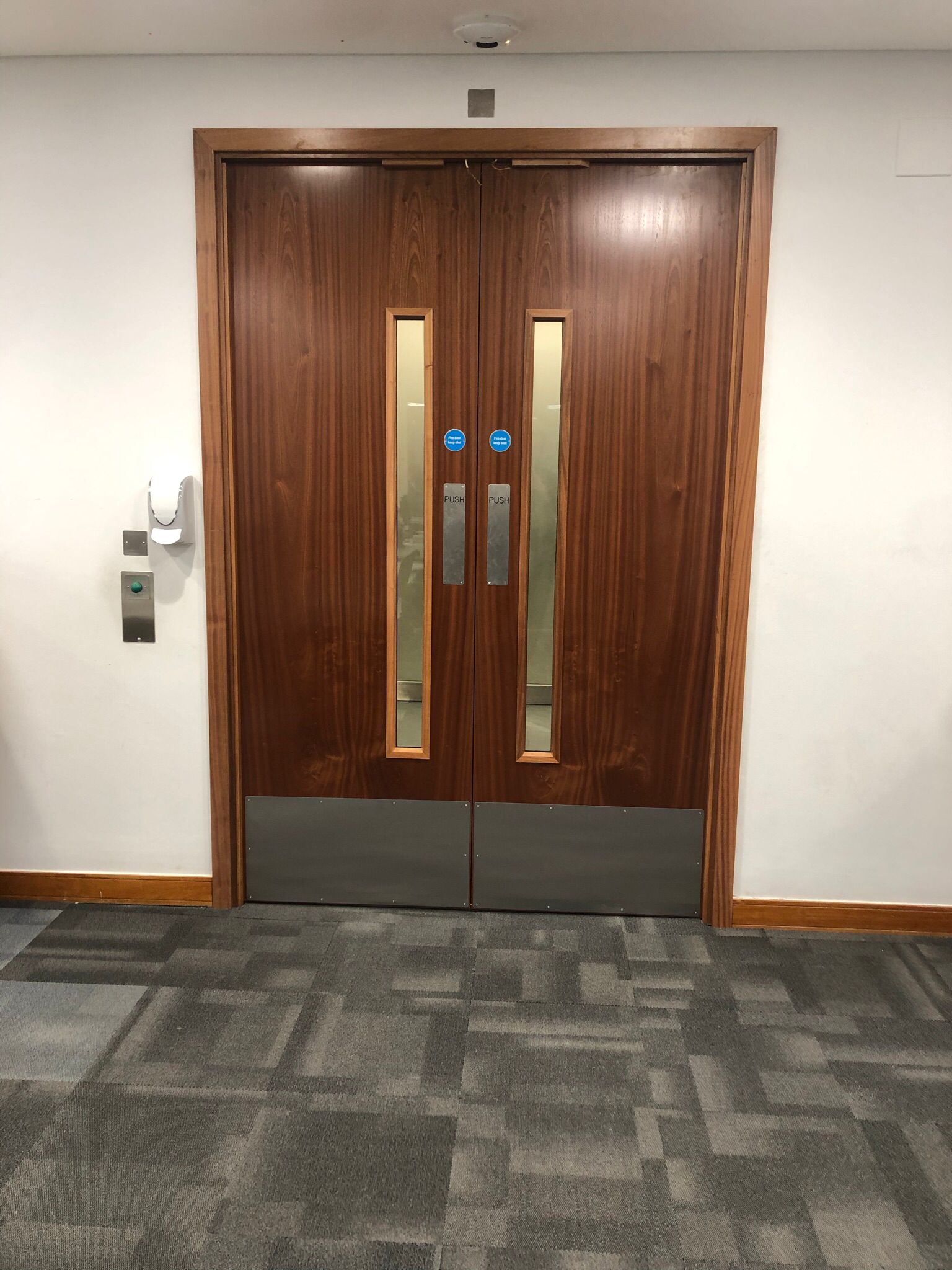 Lloyds Banking Group - Fire Doors