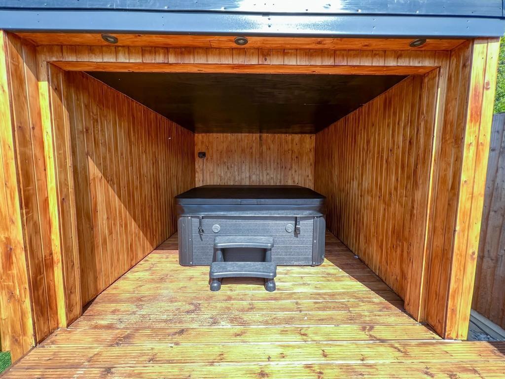 Bungalow loft & rear extension