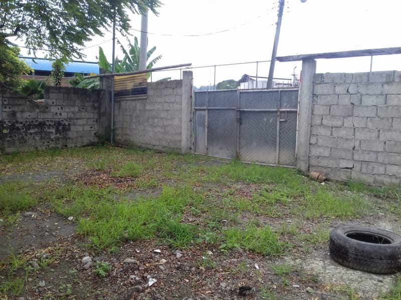 VENDO SOLAR CON  CERRAMIENTO Y  BODEGA