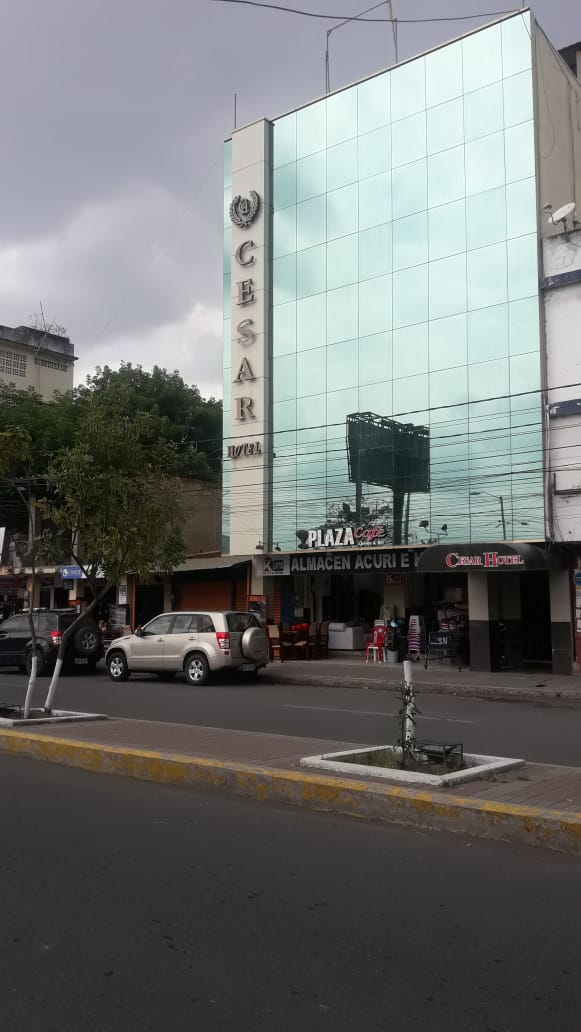 VENDO MODERNO HOTEL  DE 5 PLANTAS