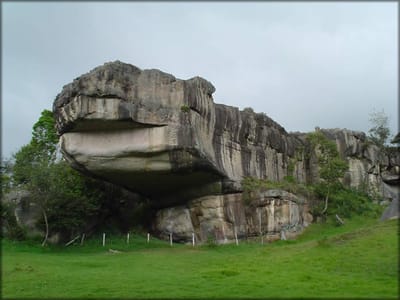 SE DETERIORA EL PARQUE ARQUEOLÓGICO LAS PIEDRAS DEL TUNJO: ¿QUÉ ESTRATEGIAS SE HAN TOMADO PARA DARLE SOLUCIÓN A LOS DAÑOS DEL PARQUE Y COMO SE VA PROTEGER LAS PIEDRAS CON LOS PICTOGRAMAS QUE SON CONSIDERADAS PATRIMONIO NACIONAL?