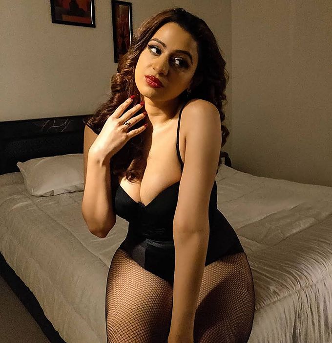 Russian Escorts in Lucknow