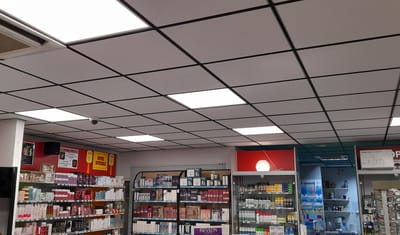 REMPLACEMENT D'UN PLAFOND DE SURFACE COMMERCIALE