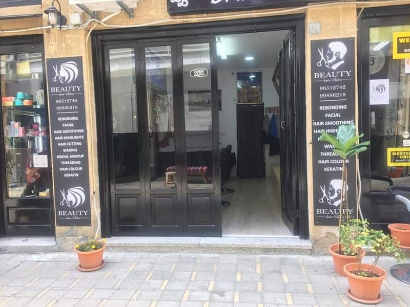 UNISEX HAIR SALOON