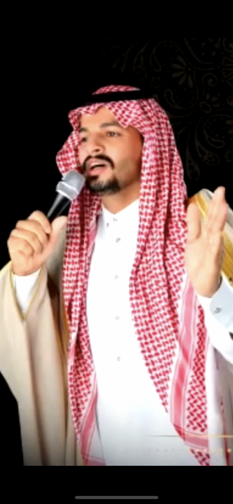 شاعر القبيلة