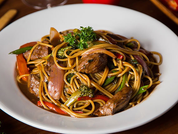 Tallarin Salteado 3 Sabores