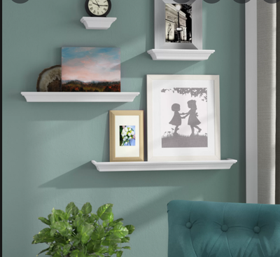 How to Use Floating Shelves in the Living Room