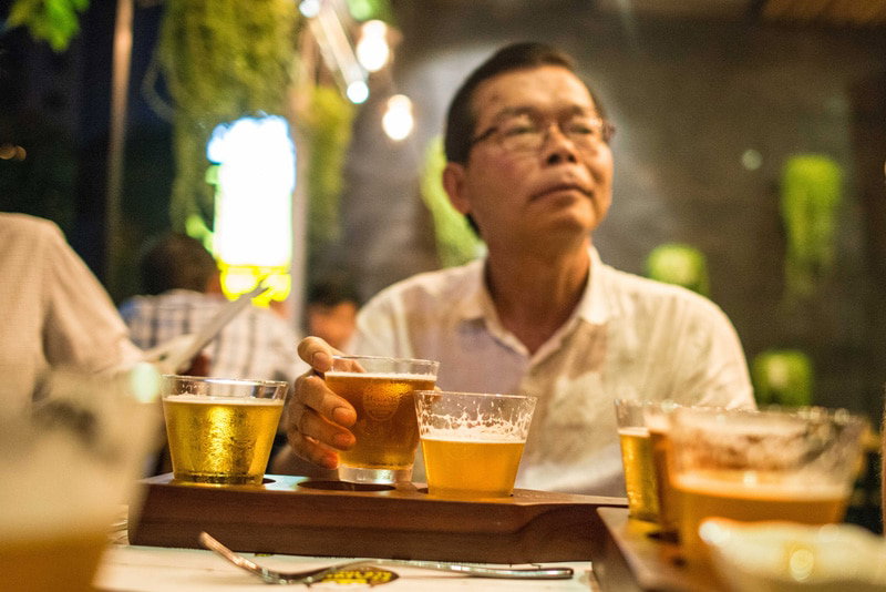 Vietnam Craft Beer Tour is Must for the Foreign Travelers!
