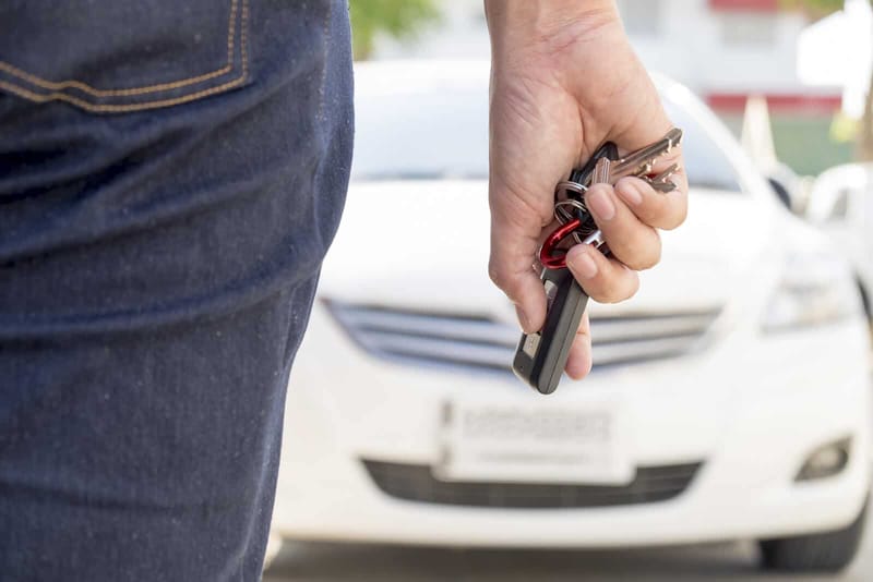 Make sure your Driving Instructor is legal!