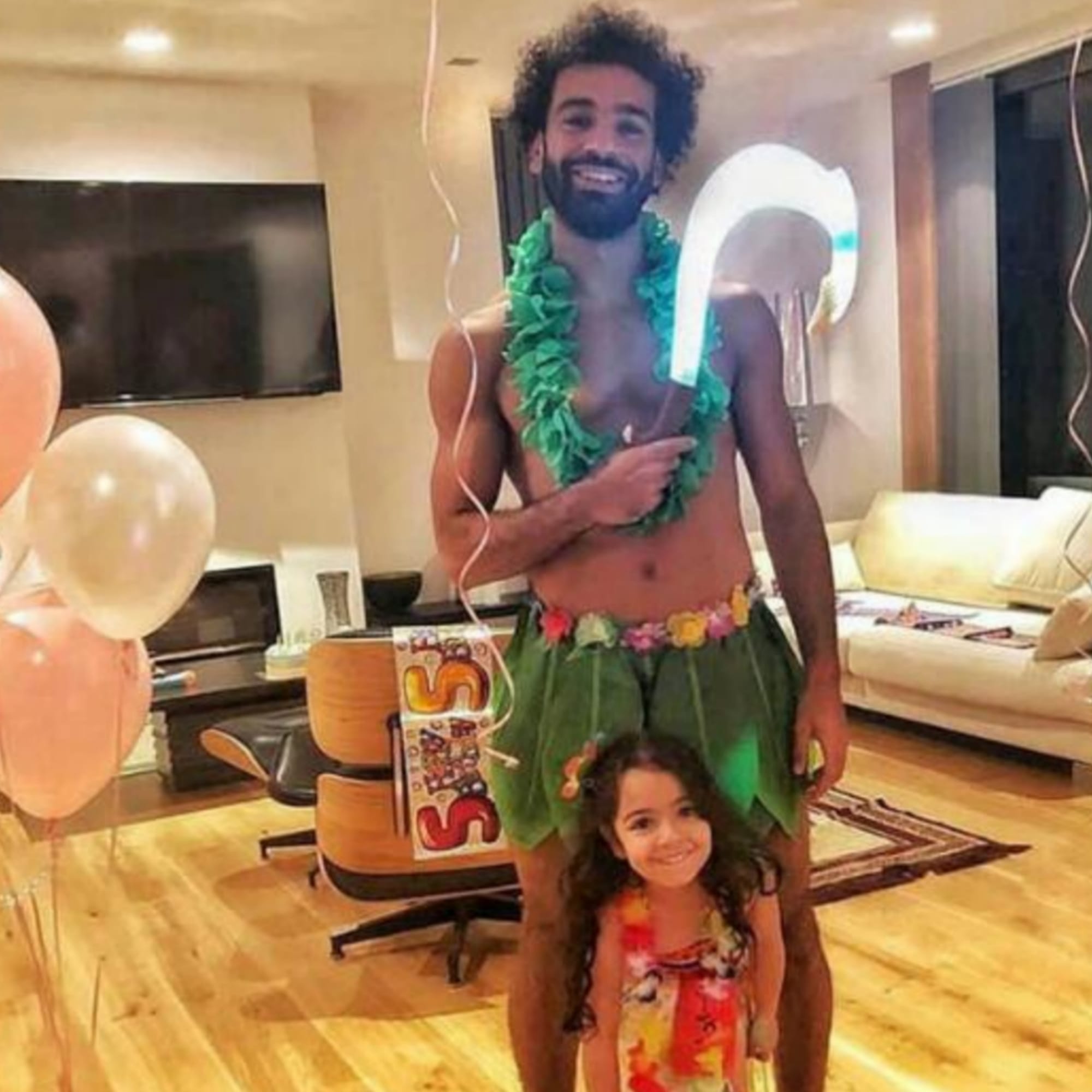 مكة محمد صلاح في احتفال مولدها.